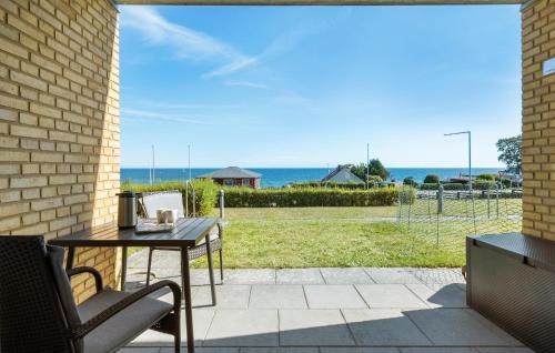 Sandkaas Apartment | Cozy Apartment In Allinge With Wifi