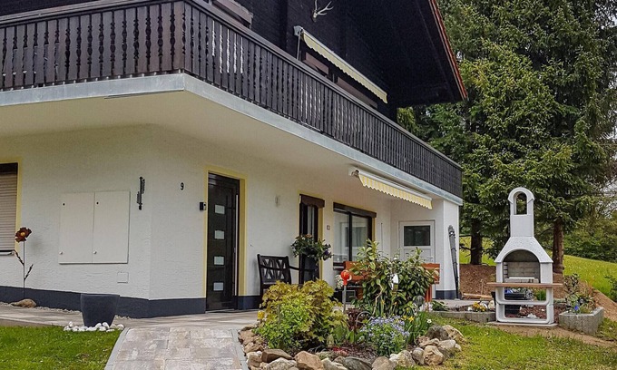 Arrach Apartment | Cozy apartment in Arrach with WiFi