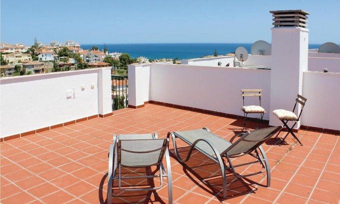 Mijas Apartment | Cozy Apartment In Miraflores With Wifi