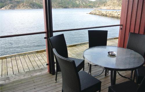 Korshamn Apartment | Cozy Apartment In Korshamn With Wifi
