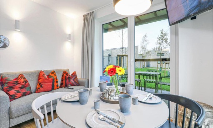 Lembruch Apartment | Cozy Apartment In Lembruchdümmer See