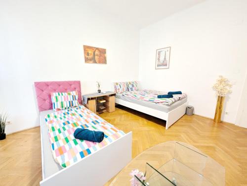 Neulerchenfeld Apartment | Cozy Apartment in Lugner City Area