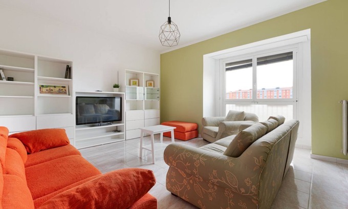 Gallaratese Apartment | Cozy apartment of 110 sqm, able to accommodate up to 6 people, located on the fourth floor of a building with elevator (NOT suitable for disabled people), in a residential context surrounded by greenery.The area is very quiet and well connected thanks to