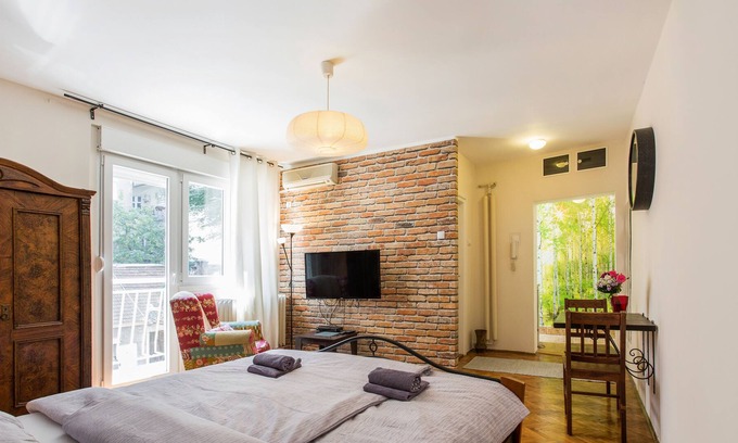 Stari Grad Apartment | Cozy Apartment Sophie City Center