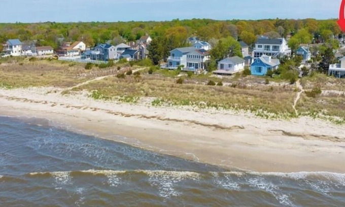 Villas House | Cozy beach retreat, 3-Bedroom Home in Villas, NJ, with the Best Sunsets!
