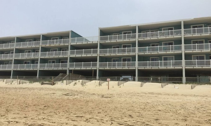 South Nags Head Condo | Cozy Beach Side Condo!