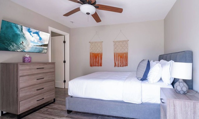 North Pacific Beach House | Cozy Beachside Studio