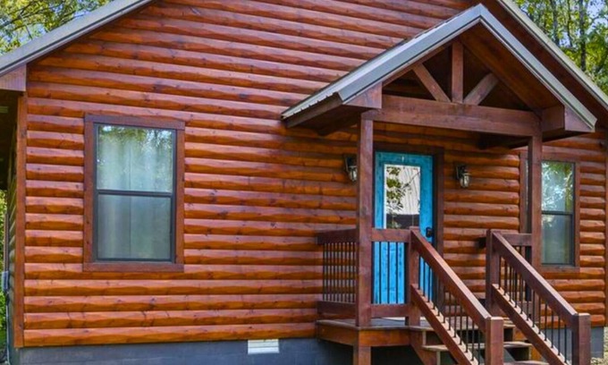 Hochatown Cabin | Cozy Cabin Getaway w/Hot Tub, Outdoor Grill