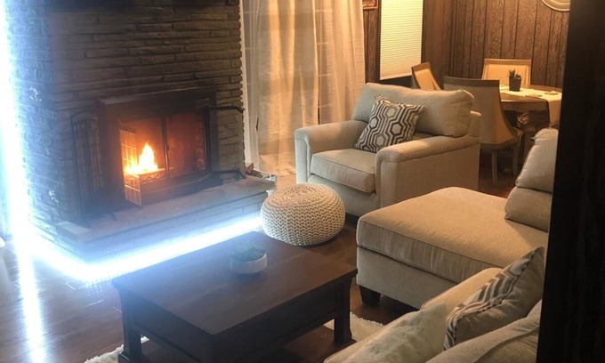 Tobyhanna Cabin | Cozy Cabin on the hill Poconos
