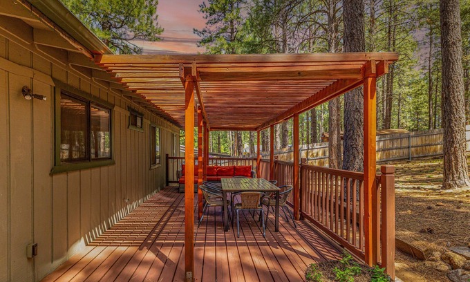 Flagstaff Cabin | Cozy Cabin Retreat in the Pines – Minutes from Downtown Flagstaff