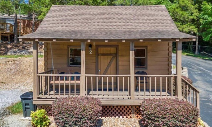 Gatlinburg - Pigeon Forge Cabin | Cozy Cabin with Breathtaking Views near Dollywood