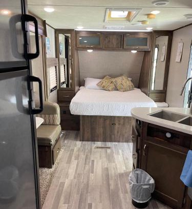 Tallahassee Other | Cozy Caravan near Capitol FSU FAMU