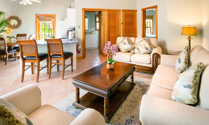 Islamorada Resort | Cozy Caribbean-Style Home w/Outdoor Veranda - Steps to Beach-Entry Pool