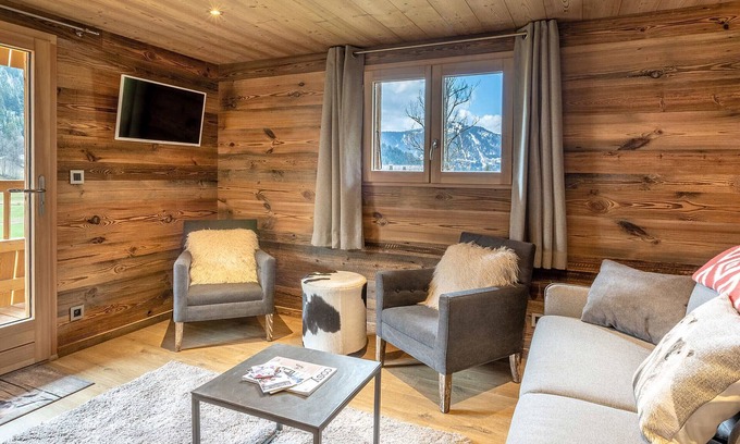 La Clusaz Ski Chalet | Cozy Chalet - 1 BR - 4 Pers - Terrace - Parking