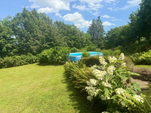 Chiavenna Rocchetta Ski Chalet | Cozy Chalet in Castell'Arquato 90 m² with Private Pool