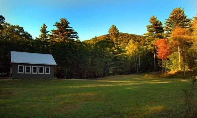 Thornton Cabin | Cozy Charming cabin with mountain view, river, and high-speed Wifi. Pets allowed