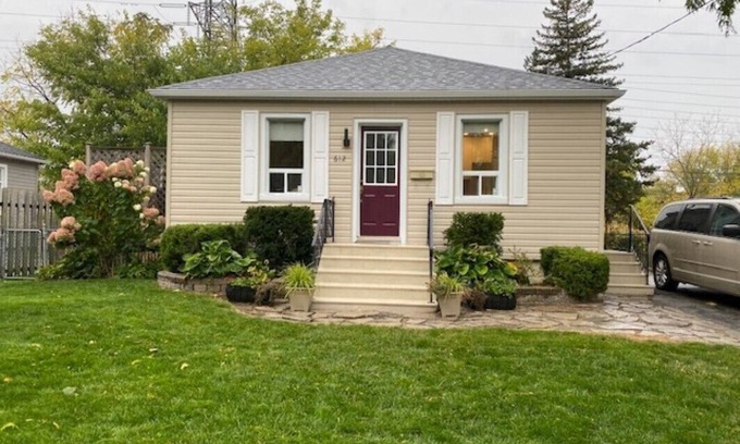 Burlington House | Cozy, Clean Downtown Burlington Stunner!