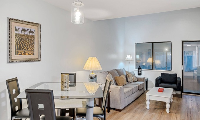 Atlantic Beach House | Cozy Coastal 3BR Townhome by the Beach - Close to Mayport Naval Base & Mayo