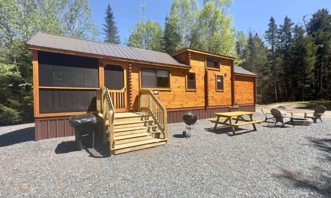 Steuben Cabin | Cozy Coastal Cabin #4