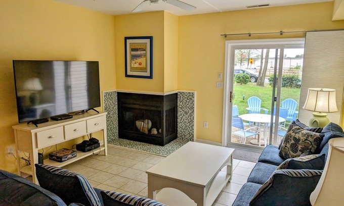 Bethany Beach House | Cozy Coastal Value – 2BR Sea Pines Townhome Just a Block from the Beach!