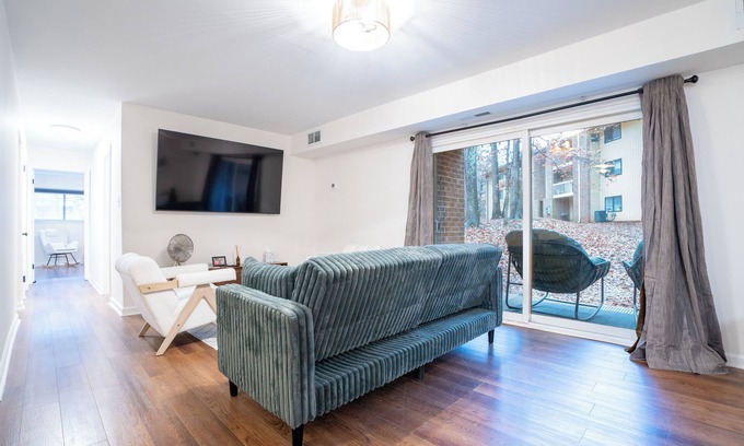 Southwest Raleigh Condo | Cozy Condo In Central Location