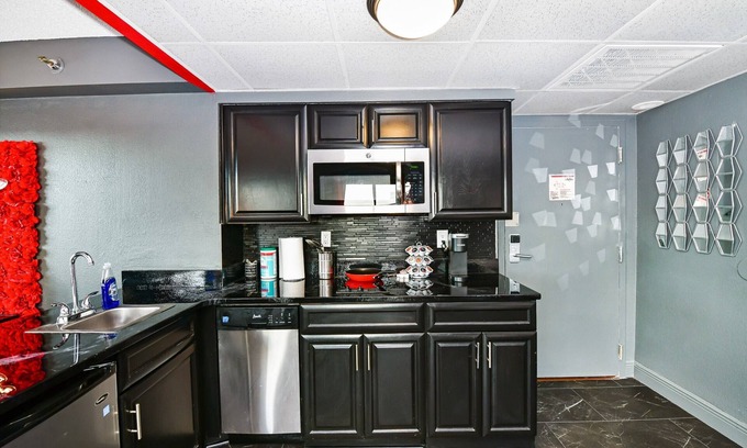 Florida Center Condo | Cozy condo in perfect Orlando with WiFi, fitness room