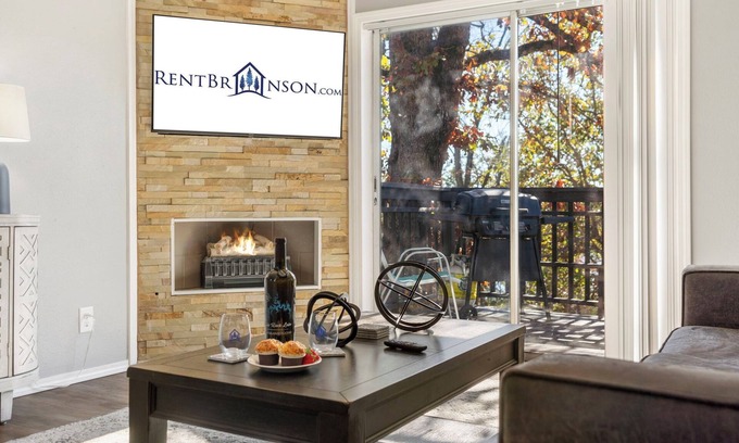 Kimberling City Condo | Cozy Condo in Kimberling City-Table Rock Lake Access/Views-Boat Dock-Free Attraction Tickets