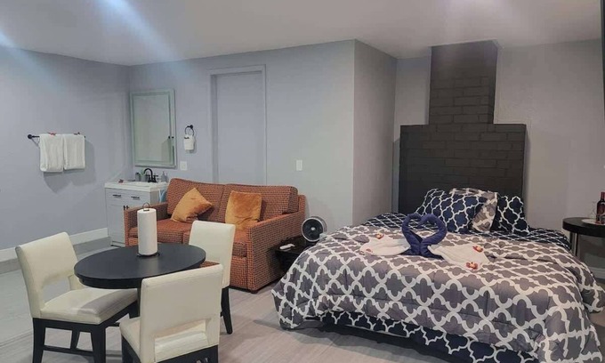 Spring Valley Apartment | Cozy & Convenient Studio living Good time Vegas