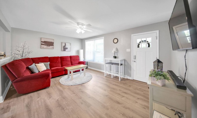 Centreville House | Cozy cottage close to it all in Wilmington