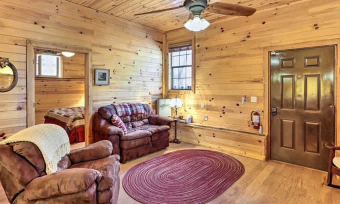 Murphy Cottage | Cozy Cottage in Murphy w/ Large Covered Porch
