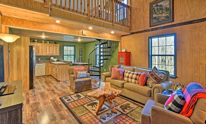 Andrews Cabin | Cozy Creekside Cabin in Nantahala Ntl Forest!