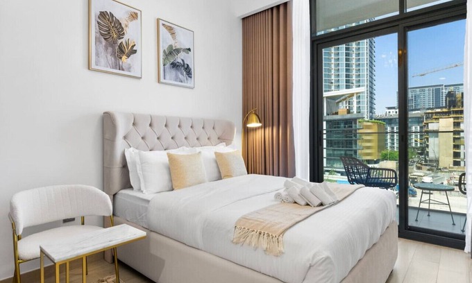 Nad Al Sheba Apartment | Cozy Downtown Dubai Retreat