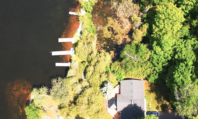 Trent Lakes Cottage | Cozy Escape | 5 Bedroom Kawarthas Cottage | Sauna and Fireplace | 2 hrs from GTA
