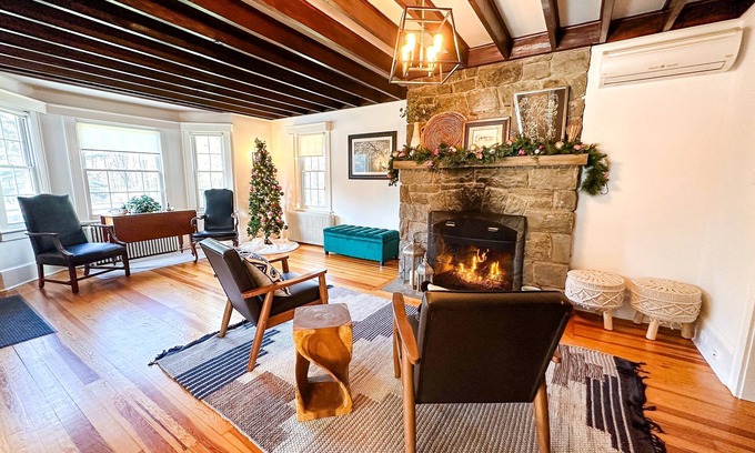 Skytop House | Cozy Family Cottage on Skytop Lodge Property
