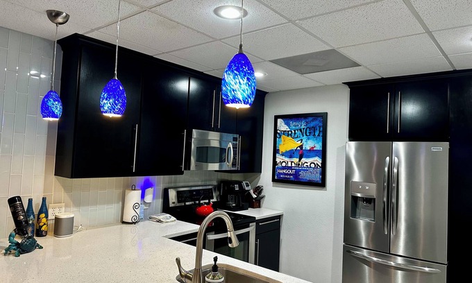 Pensacola Apartment | Cozy family vacation suit