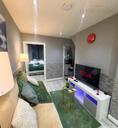 Coventry Apartment | Cozy Flat in Coventry