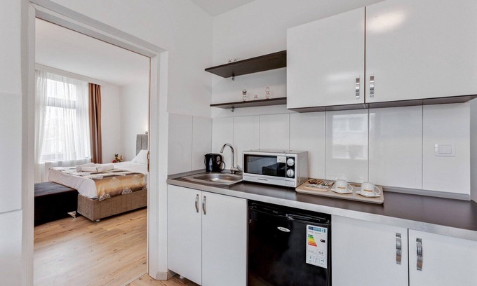 Oberhausen Apartment | Cozy Haven in Oberhausen