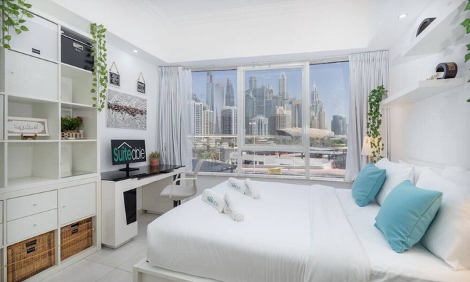 Jumeirah Lake Towers Apartment | Cozy Haven with Spiritual Charm in JLT