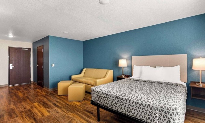Port Saint Lucie Hotel | Cozy Home-Away-From-Home in Port St. Lucie - Convenient Access to I-95