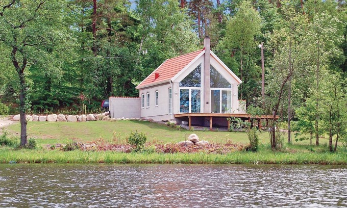 Asljunga House | Cozy home in åsljunga with kitchen