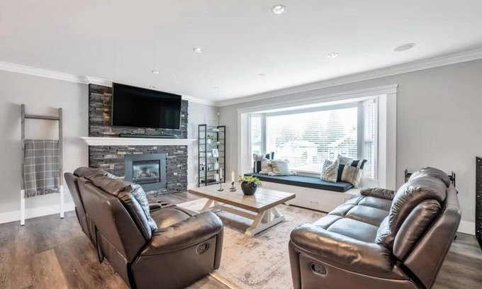 Langley House | Cozy home in Brookswood