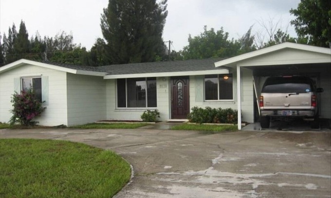 Port Charlotte - Charlotte Harbor House | Cozy home just 1 Mile from Harbor