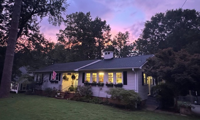Opelika House | Cozy home on a quiet street