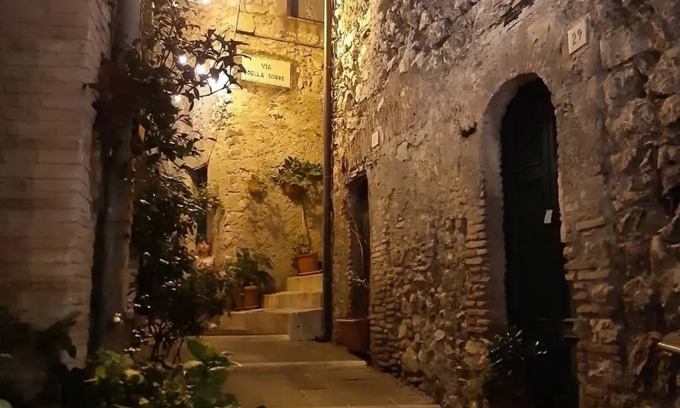 Olevano Romano Apartment | Cozy little house in the beautiful historic center of Olevano Romano.