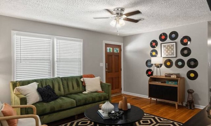 Madison House | Cozy little house in the heart of Madison city