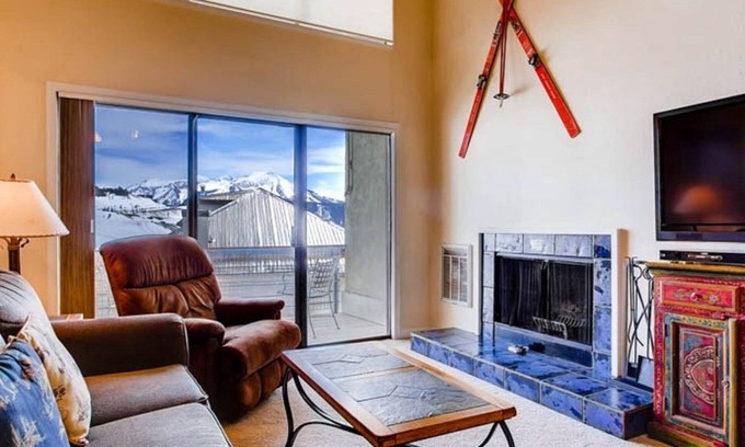 Crested Butte Condo | Cozy + Luxe Ski-in/Ski-out Retreat | Crested Butte