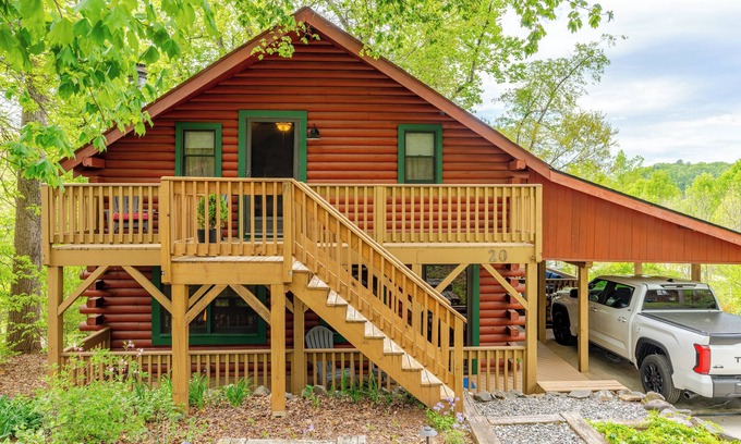 Asheville Cabin | Cozy Mountain Cabin Close to Downtown!