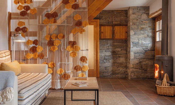 Lousa House | Cozy mountain retreat for two