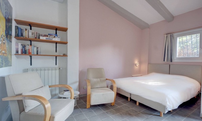 Bagnols-en-Foret Cabin | Cozy nest in nature halfway between the sea and the hilltop villages of Fayence