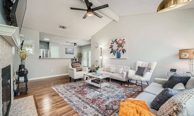 Wells Branch House | Cozy North Austin Retreat | Deck + Near Domain